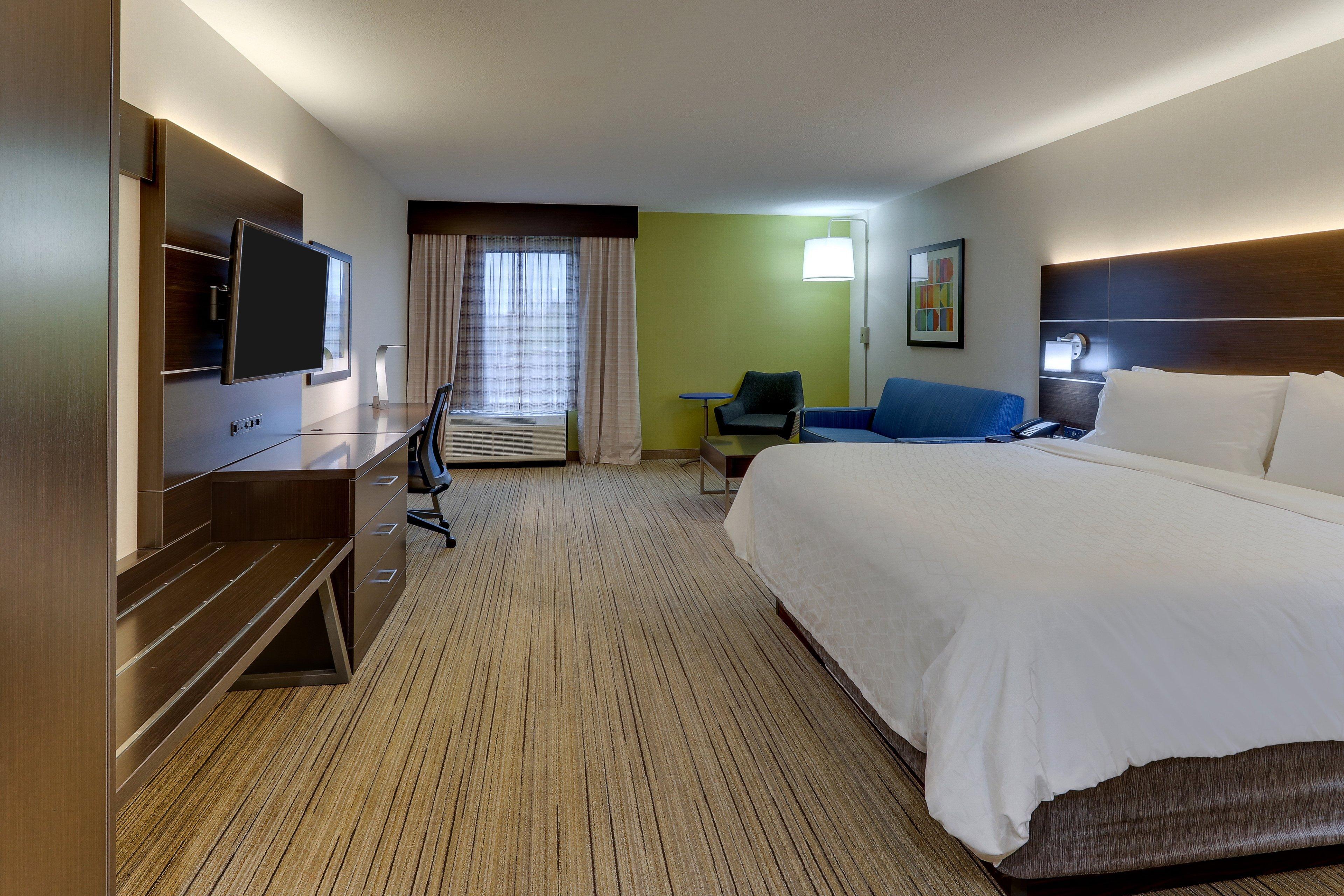 Holiday Inn Express & Suites Troy By Ihg Exterior photo