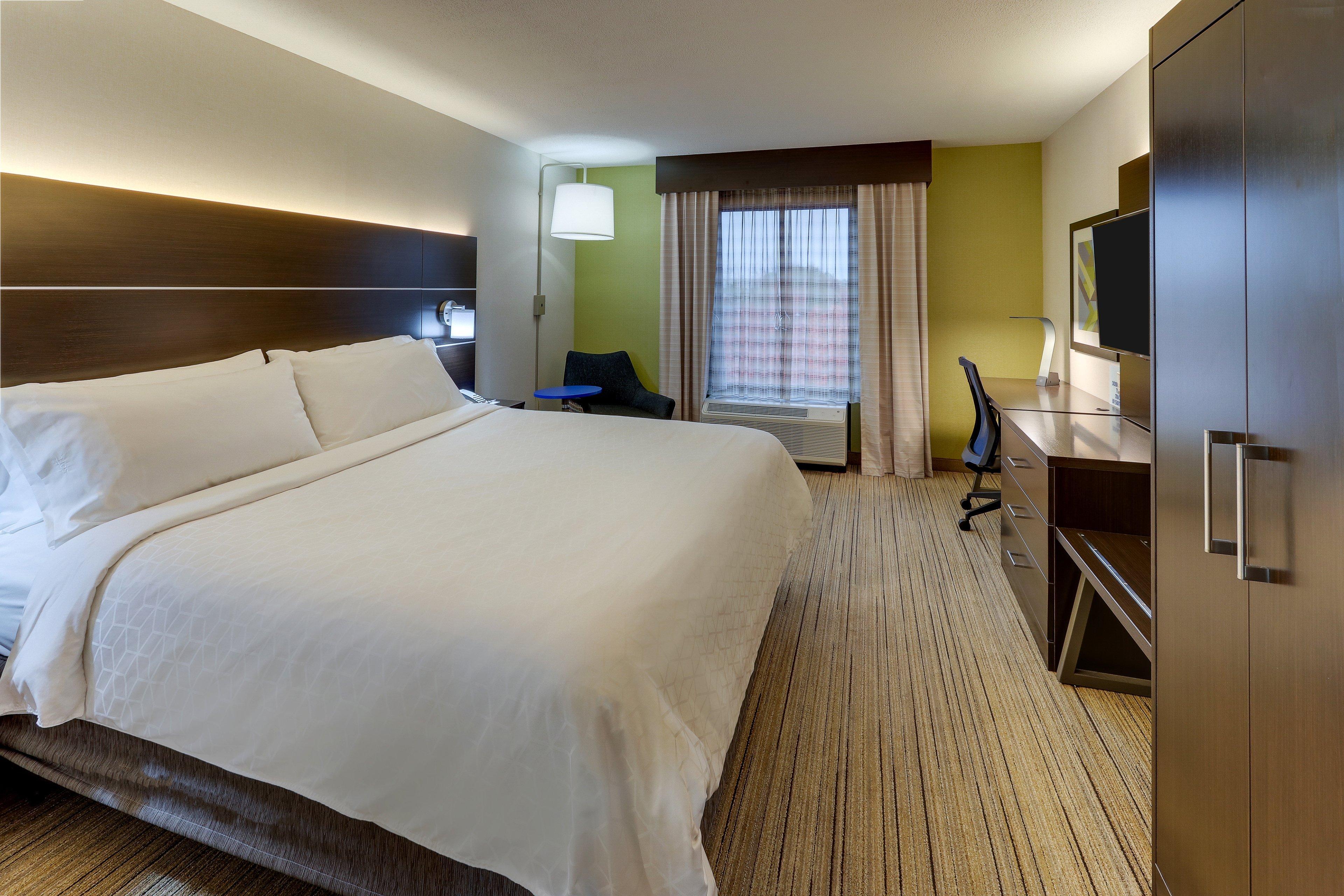 Holiday Inn Express & Suites Troy By Ihg Exterior photo
